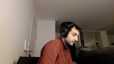 Snapshot of softndwear chatting on 27, 1, 2025 SOFT online show from 27, 1, 2025