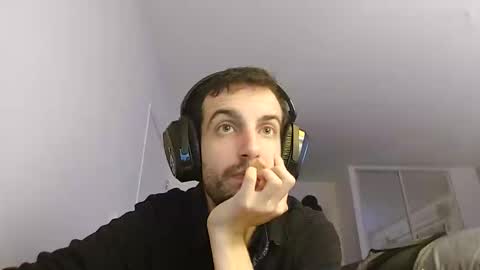 Snapshot of softndwear chatting on 3, 2, 2025 SOFT online show from 3, 2, 2025