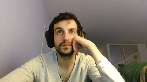 Snapshot of softndwear chatting on 5, 3, 2025 SOFT online show from 5, 3, 2025