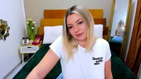 Snapshot of softpleasurex1 chatting on 12, 3, 2025 Softpleasurex online show from 12, 3, 2025