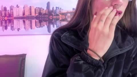 sofy_durand online show from 9, 4, 2026