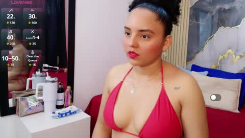 Snapshot of sol__latina chatting on 26, 5, 2026 Sol Latiana online show from 26, 5, 2026