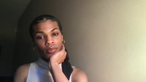 Snapshot of solaceeve chatting on 7, 11, 2025 SolaceEve online show from 7, 11, 2025