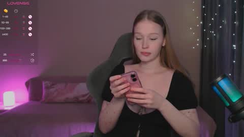 Jennifer Jenny Jen online show from 23, 12, 2025