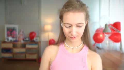 Bella online show from 17, 2, 2025