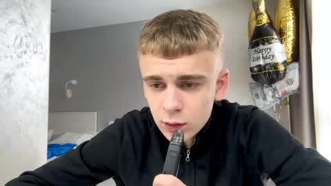 Snapshot of solofury chatting on 19, 5, 2026 Jett online show from 19, 5, 2026