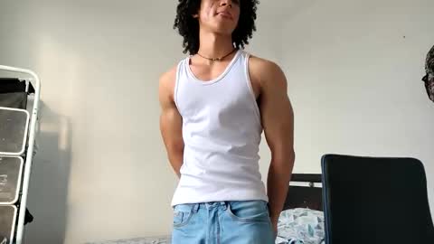 Hi Im Weller Check my Bio  online show from 4, 5, 2026