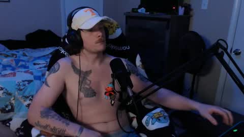 Snapshot of somethinqfunny chatting on 6, 12, 2024 Lover Boi online show from 6, 12, 2024