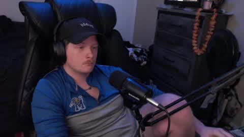 Snapshot of somethinqfunny chatting on 1, 4, 2026 Lover Boi online show from 1, 4, 2026