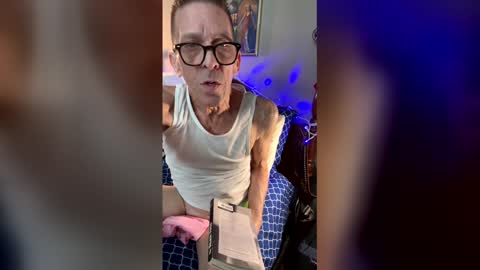 Snapshot of somny_gbroni chatting on 8, 3, 2026 Sonny Gbroni online show from 8, 3, 2026