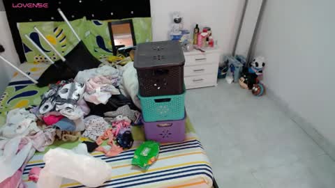 Snapshot of sonialatin69 chatting on 2, 6, 2026 sonialatin69 online show from 2, 6, 2026