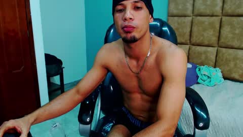 Snapshot of sonicj25_ chatting on 4, 1, 2025 SONIC online show from 4, 1, 2025