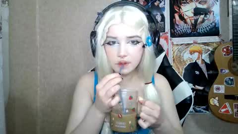 Mila online show from 15, 3, 2026