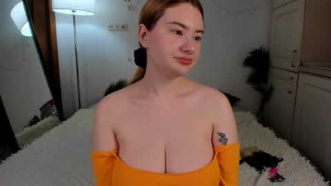 Snapshot of sonya_baby chatting on 10, 10, 2025 SONIA online show from 10, 10, 2025