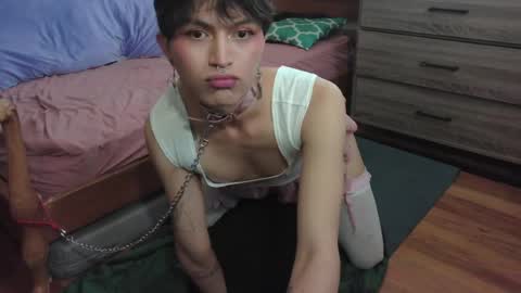 Snapshot of soophiebby chatting on 25, 4, 2026 soophiebby online show from 25, 4, 2026