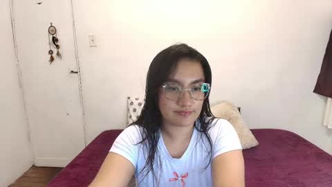 Snapshot of soph_antony chatting on 23, 5, 2026 soph_antony online show from 23, 5, 2026