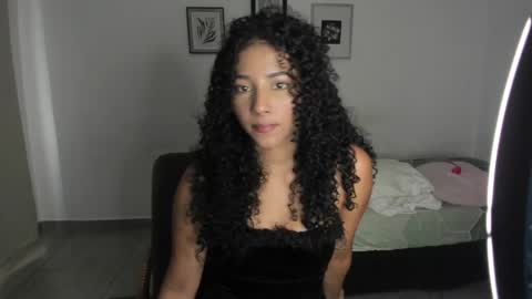 Sophi baby online show from 23, 3, 2026