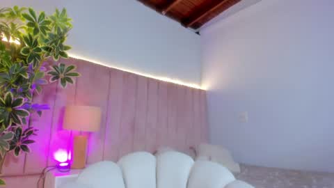 Snapshot of sophi_cooper29 chatting on 4, 7, 2026 sophi_cooper29 online show from 4, 7, 2026