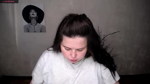 sophia__olsen online show from 13, 9, 2025