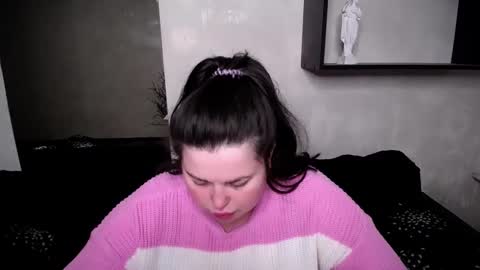 sophia__olsen online show from 19, 10, 2025