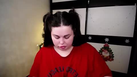 sophia__olsen online show from 4, 12, 2025