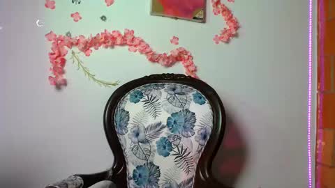 Snapshot of sophia_dazza398 chatting on 18, 10, 2025 sophia online show from 18, 10, 2025