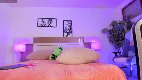 Snapshot of sophia_duarte_ chatting on 6, 7, 2026 sophia_duarte_ online show from 6, 7, 2026