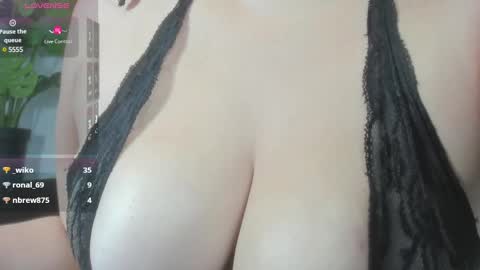 Snapshot of sophia_gomezz_ chatting on 6, 12, 2024 sofi online show from 6, 12, 2024