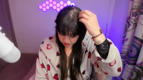 Snapshot of sophia_grants chatting on 18, 9, 2025 sophia_grants online show from 18, 9, 2025