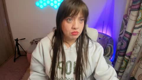sophia_grants online show from 10, 11, 2025