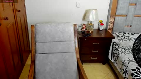 Snapshot of sophia_harry chatting on 4, 10, 2025 sophia CM online show from 4, 10, 2025