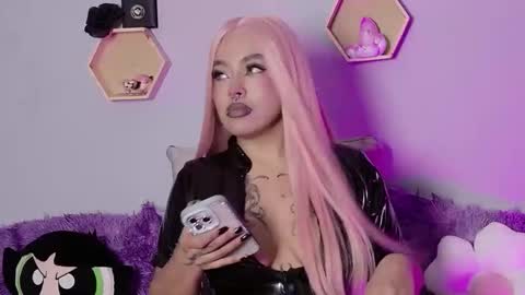 Snapshot of sophia_harrys chatting on 16, 1, 2026 sophia online show from 16, 1, 2026