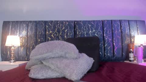 Sofia  online show from 5, 12, 2025