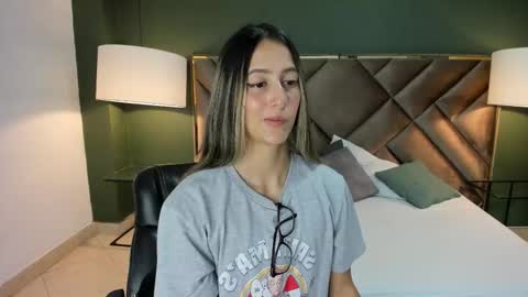 Sofia online show from 4, 2, 2026