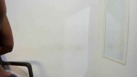 Snapshot of sophia_moons_ chatting on 30, 4, 2026 sophia_moons_ online show from 30, 4, 2026