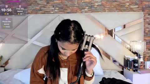 Sophia Paris online show from 1, 10, 2025