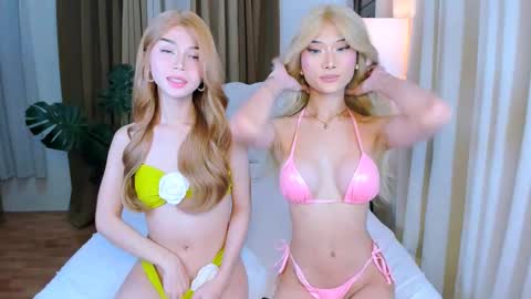 Snapshot of sophiaarmani chatting on 17, 2, 2025 sophiaarmani online show from 17, 2, 2025