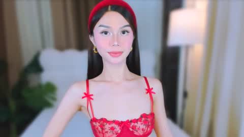 Snapshot of sophiaarmani chatting on 10, 3, 2025 sophiaarmani online show from 10, 3, 2025