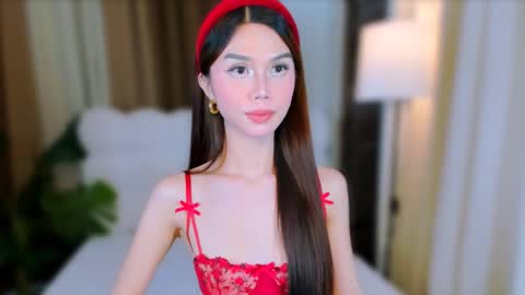 Snapshot of sophiaarmani chatting on 10, 3, 2025 sophiaarmani online show from 10, 3, 2025