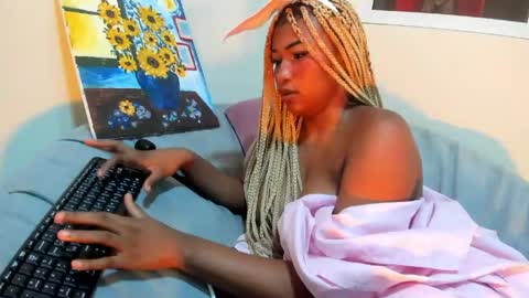 Sophie online show from 8, 5, 2026