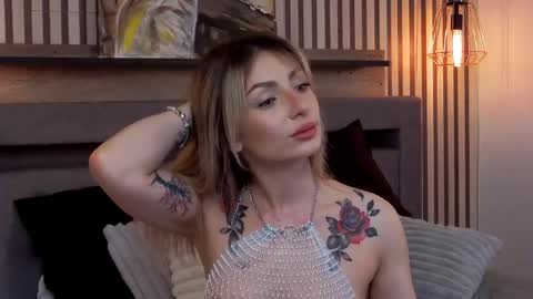 Sophia Lace online show from 3, 6, 2026