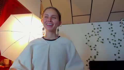 sophiamiller6 online show from 22, 3, 2026