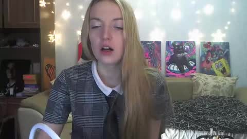 Snapshot of sophiasonata chatting on 9, 1, 2025 SophiaSonata online show from 9, 1, 2025