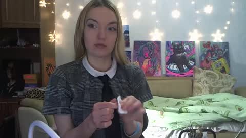 Snapshot of sophiasonata chatting on 13, 1, 2025 SophiaSonata online show from 13, 1, 2025