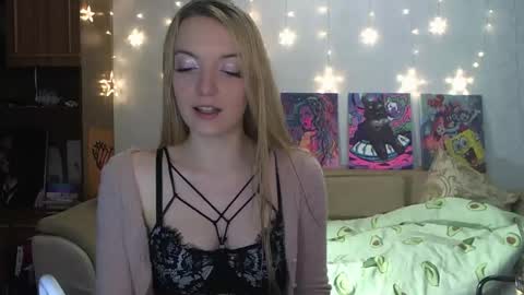 Snapshot of sophiasonata chatting on 19, 1, 2025 SophiaSonata online show from 19, 1, 2025