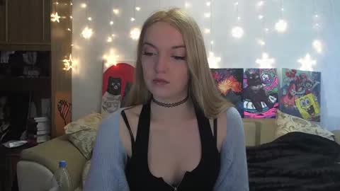 Snapshot of sophiasonata chatting on 23, 2, 2025 SophiaSonata online show from 23, 2, 2025
