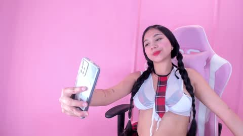 SOPHIA online show from 3, 1, 2025