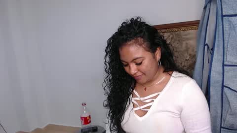 Snapshot of sophiaxguzman chatting on 14, 9, 2025 sophiaxguzman online show from 14, 9, 2025