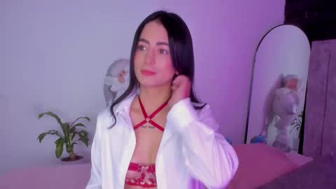  Sophie  online show from 16, 12, 2025