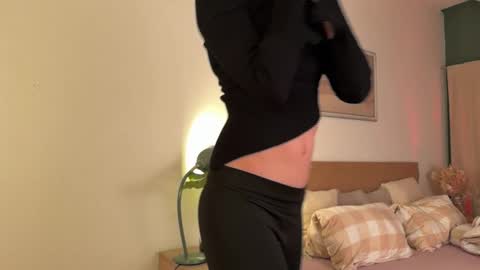 Snapshot of sophie_amalia chatting on 5, 2, 2026 sophie_amalia online show from 5, 2, 2026